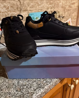 Scarpa sportiva 1 Classe tg. 38