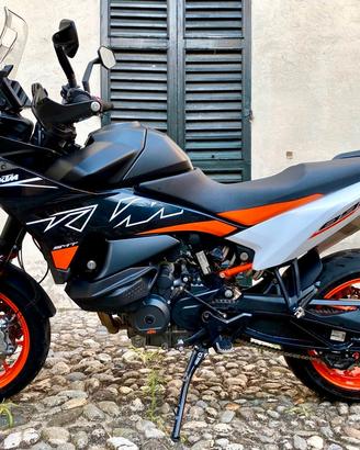 KTM 890 SMT
