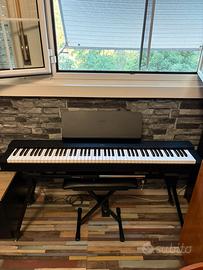 Yamaha p225