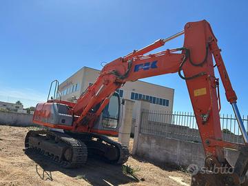 Escavatore Fiat Kobelco E165