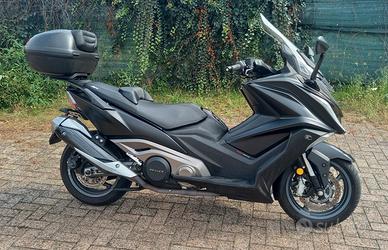 Kymco AK 550