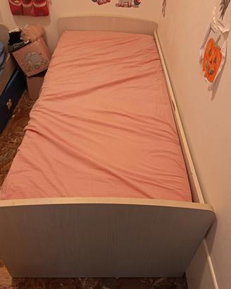 Letto Singolo in Legno Chiaro Camera 