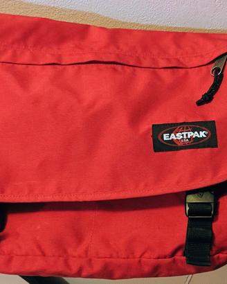 Eastpak tracolla 