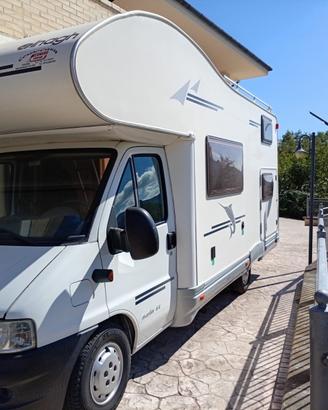 Camper mansardato Elnagh Sea