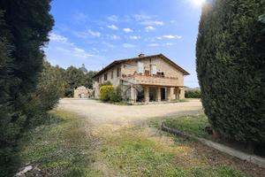 CASA SEMINDIPENDENTE A ASSISI