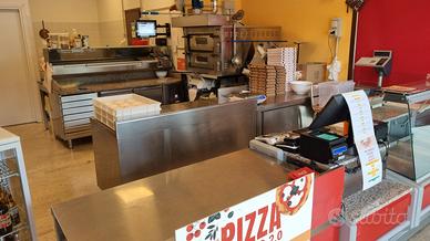 Vendiamo Pizzeria Da Asporto completa di tutto a C