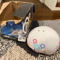 Casco per bambino per fare pattinaggio