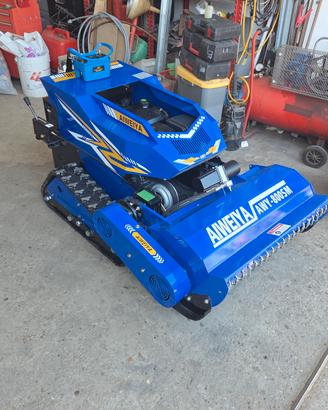trincia taglia erba  robot rc 