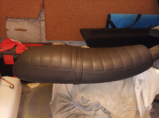 Sella triumph bonneville originale come nuova