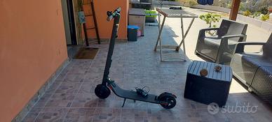 MonopattinoElettricoNinebot ES2Segway – USATO POCO