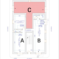 Mag. Commerciali di fronte scuola elem. Marullo