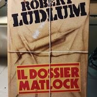 R. Ludlum  in Il Dossier Matlock