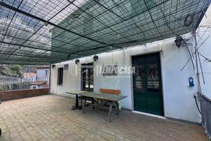 QUILIANO - CASA INDIPENDENTE CON EX OSTERIA AL PIA