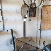 Colonna per trapano multifunzione