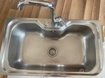 Lavello inox Franke 86x 50 con rubinetto