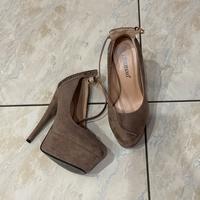 Scarpe Tulipano con zeppa e tacco a spillo