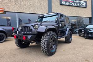 Jeep Wrangler 2.8 CRD SAHARA KIT TRASFORMER