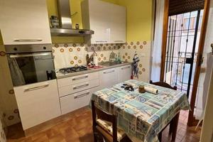 MORTARA VIC.: TRILOCALE CON AUTORIMESSA