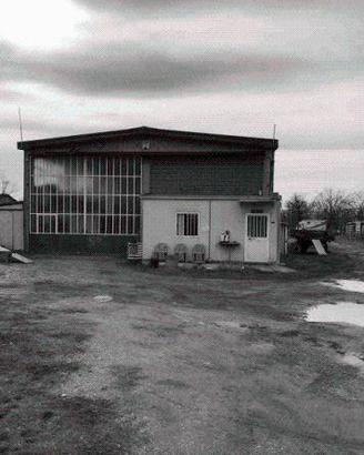 Immobile in asta di 1078 m² con 1 locale a Torre d