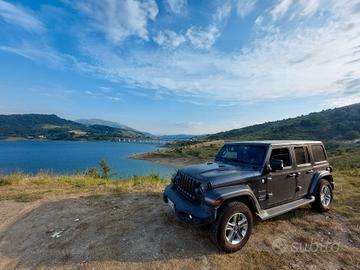 JEEP Wrangeler  JLU SAHARA  diesel
