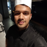 Mi chiamo Sahin Alam. Vivo a Milano. Ho tutti i d