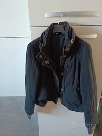 Giubbino ai fianchi grigio scuro TG 44