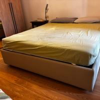 Letto matrimoniale con contenitore doppia  alzata