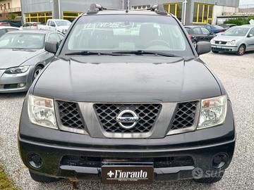 NISSAN Navara 2.5 dCi 4 porte X COMMERCIANTI