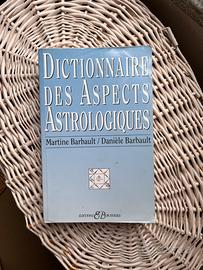 Saggio Dictionnaire des aspects astrologiques
