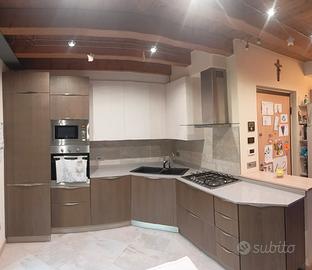 Veneta cucina - angolare 