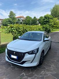 PEUGEOT 208 (2020)