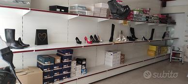 scaffalatura metallica 