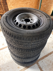 Gomme+cerchi R/16 invernali per furgone e caravan