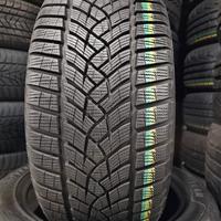 235 45 R 17 97v Goodyear ultragrip Grip PERFORMANC