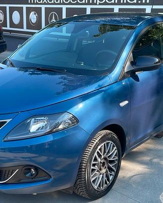 Lancia Ypsilon 1.2 69 CV 5 porte GPL Gold