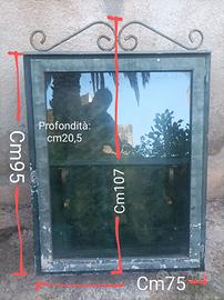 Vetrinetta espositiva con vetro antisfondamento