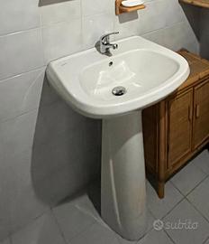 Lavandino con colonna e miscelatore  60 x 45 cm