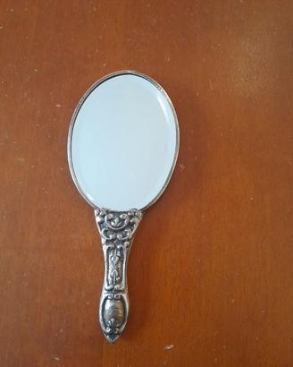 SPECCHIETTO OVALE IN ARGENTO VINTAGE