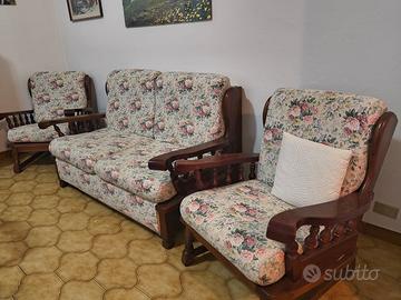 Divano e due poltrone in stile rustico/country