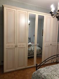 Armadio 6 ante in legno massiccio