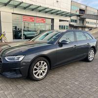 AUDI A4 Avant 40 TFSI S tronic Business