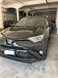 Toyota rav4 awd 2018 hybrid black edition gpl