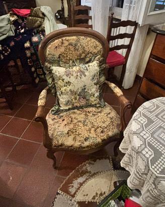 Poltroncine stile classico