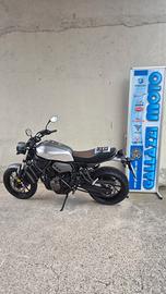 Yamaha XSR 700 Metal