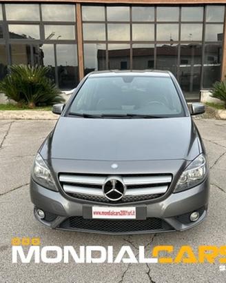 Mercedes-benz B 180 CDI BlueEFFICIENCY AMG LINE