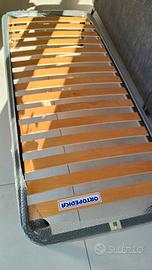 Rete letto con gambe