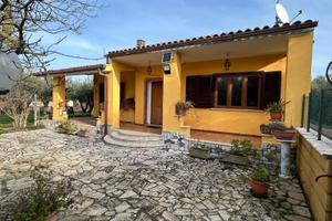 San cesareo: indipendente 90 mq con giardino