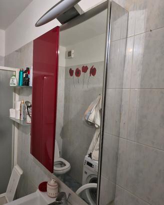 mobile bagno rosso lucido  con alogena 
