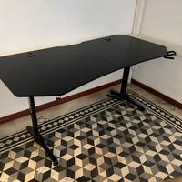 Scrivania Gaming ULTRADESK Frag XXL 160x75 cm