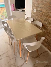 Tavolo + 6 sedie